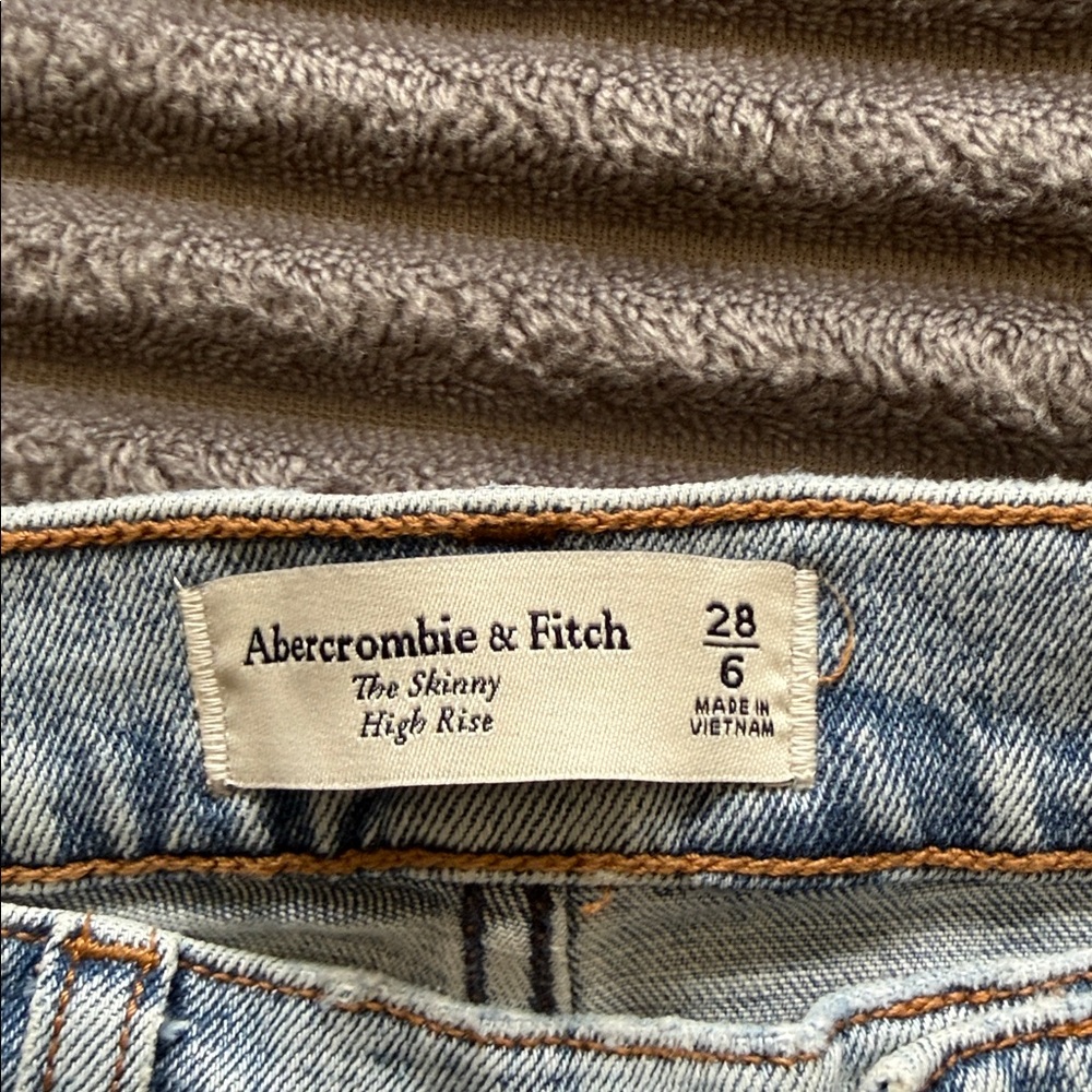 Abercrombie & Fitch high size skinny jeans size 6 - Picture 3 of 4